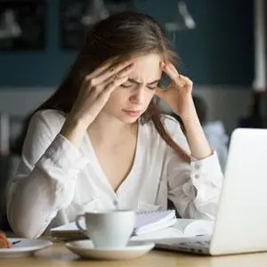 2. Sakit kepala tegang (tension headache)